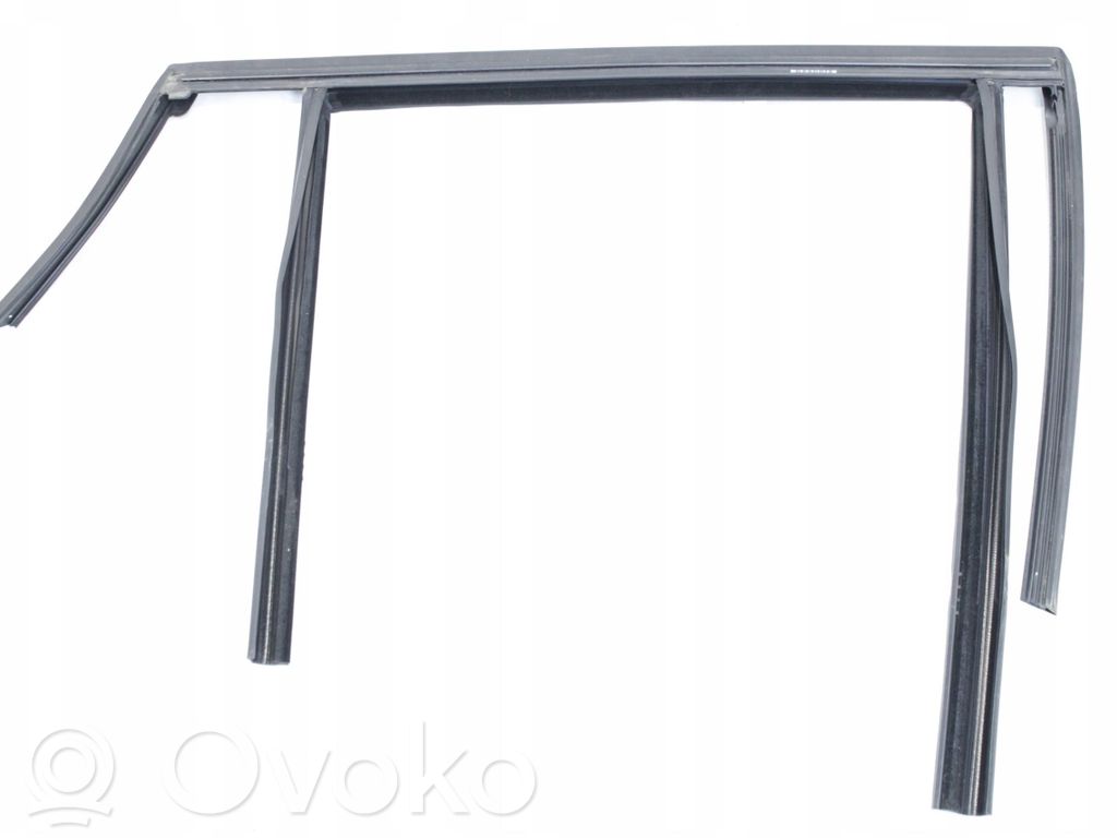 BMW X6M G06 F96 Cheder cauciuc geam spate 
