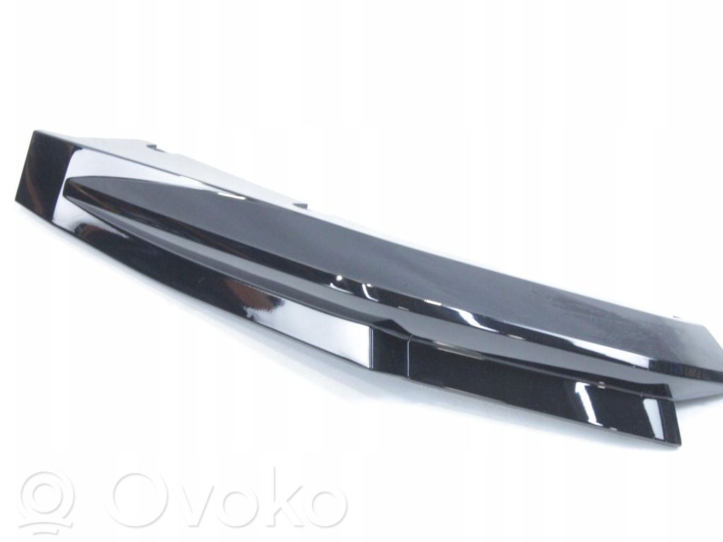 BMW M4 G82 G83 Listwa zderzaka tylnego 