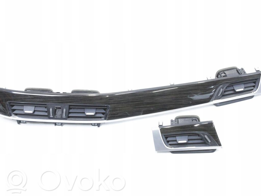 BMW X1 F48 F49 Zestaw ozdobnych elementów wyposażenia wnętrz 