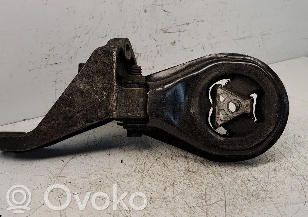Ford Focus Engine mount vacuum valve 