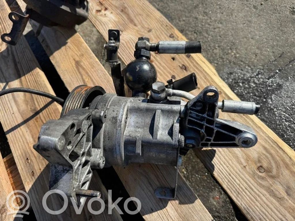 BMW 5 E60 E61 Power steering pump 