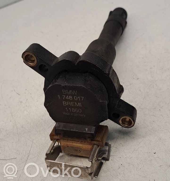 High voltage ignition coil