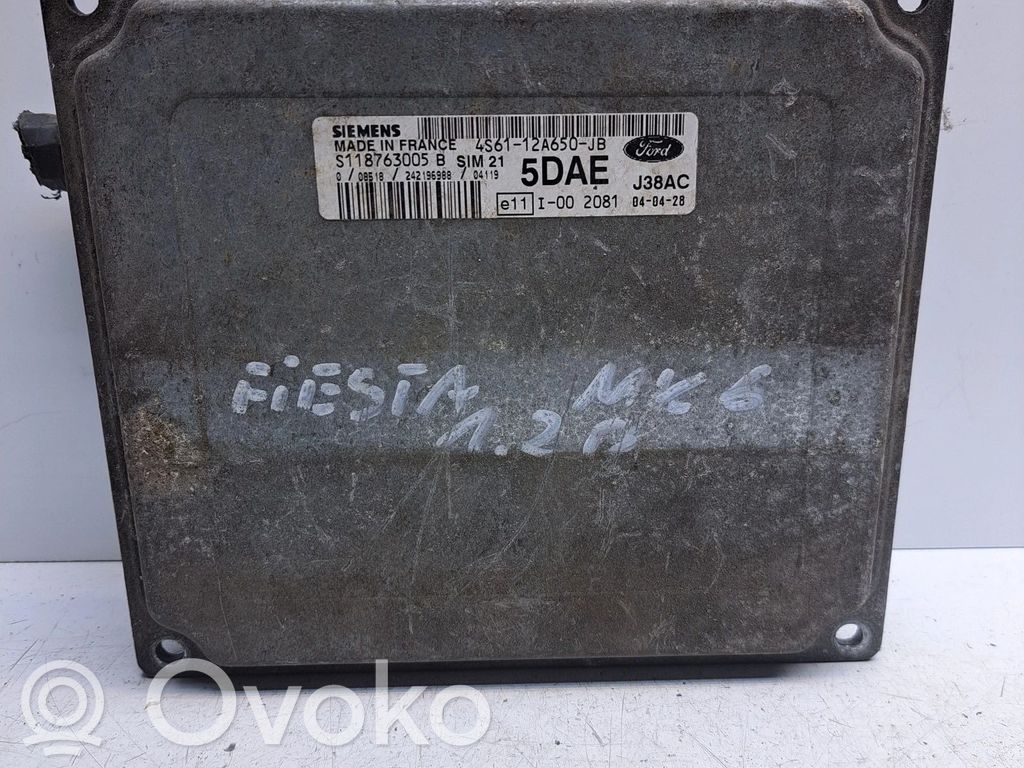 Galios (ECU) modulis   4S6112A650JB