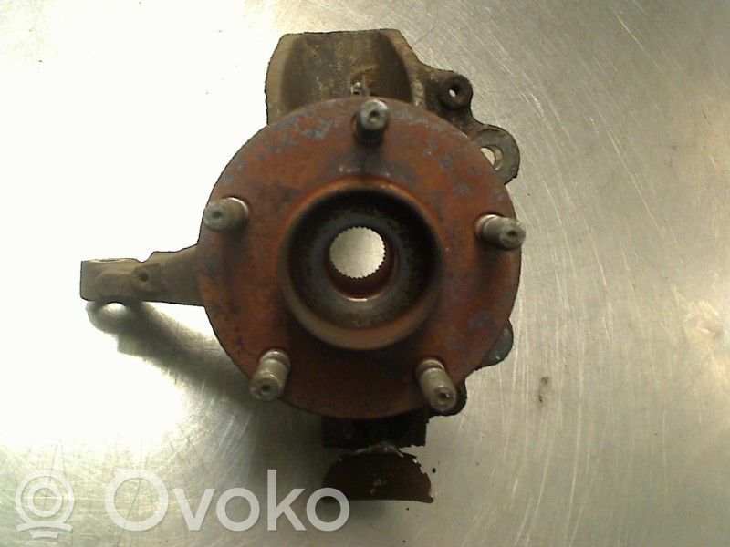 Front wheel hub