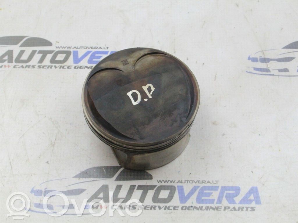 BMW M6 Piston 