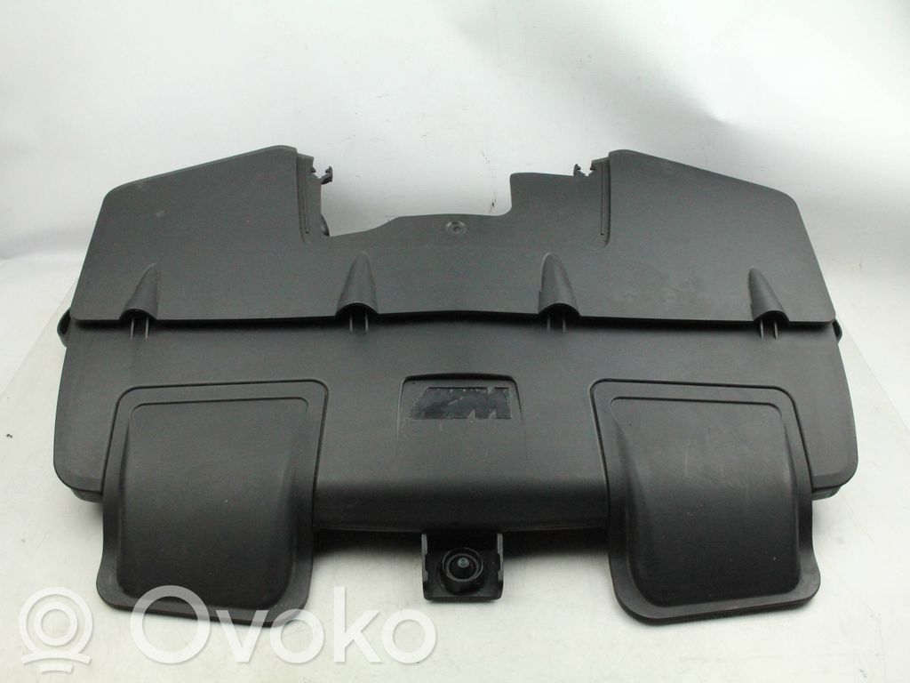 Air filter box   70359668,7589647