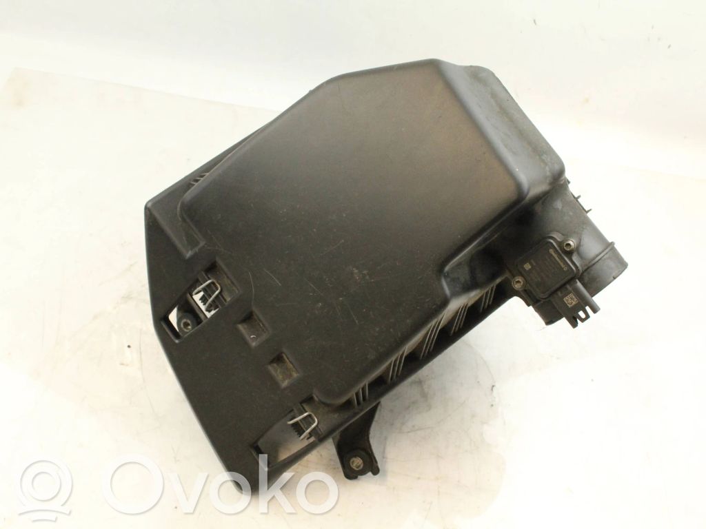 BMW 5 E60 E61 Air filter box 