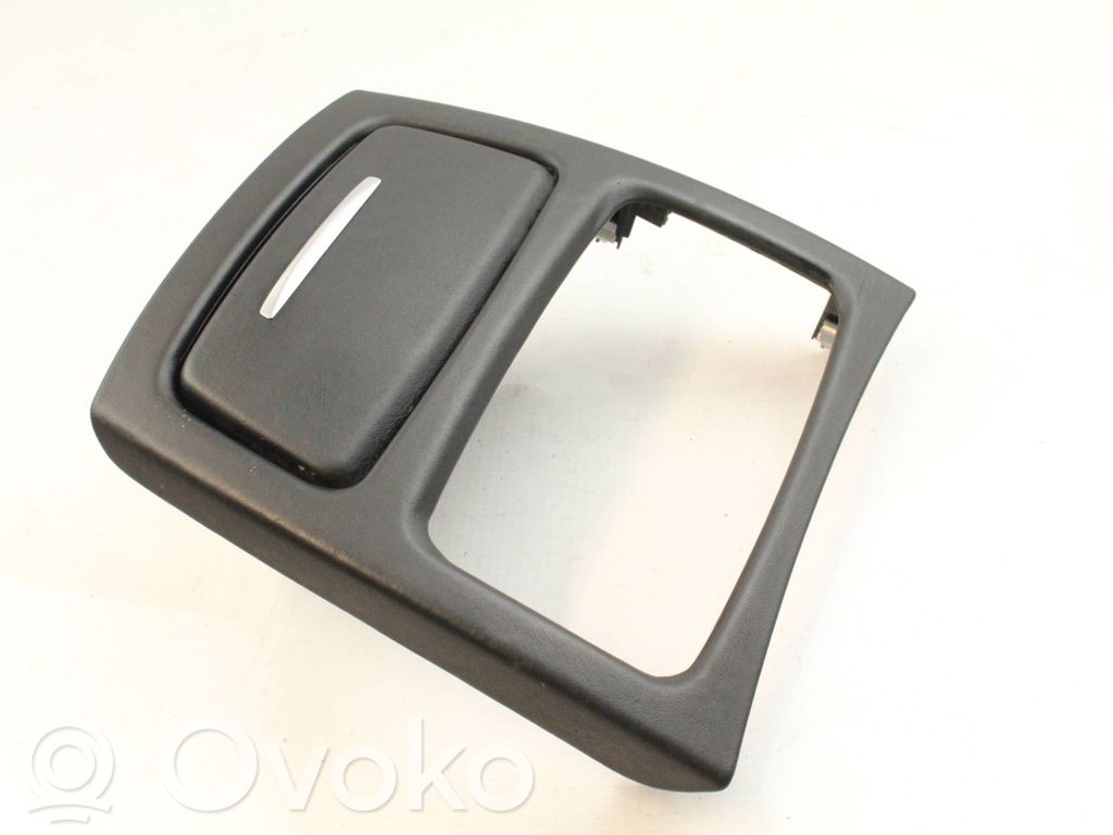 Panelės apdaila   6960686,51166960686,6960688,51166960688,584507