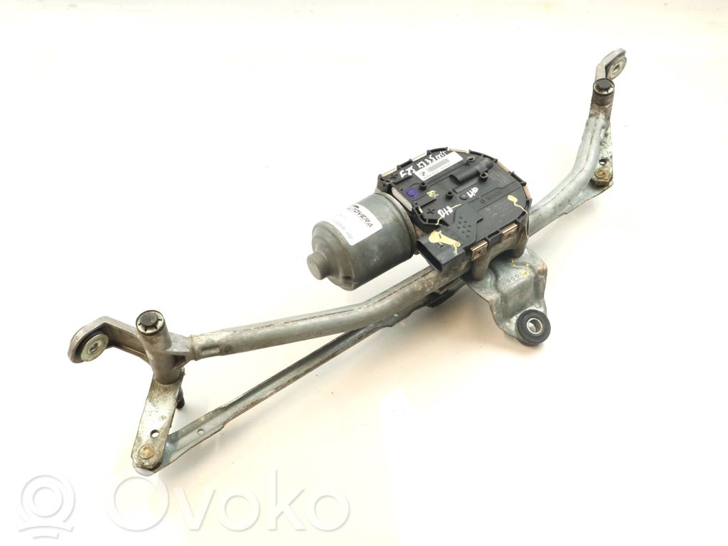 BMW X3 F25 Front wiper linkage and motor 