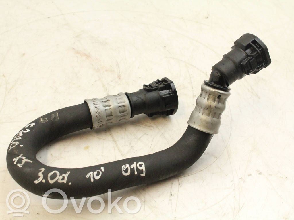 BMW X5 E70 Engine coolant pipe/hose 