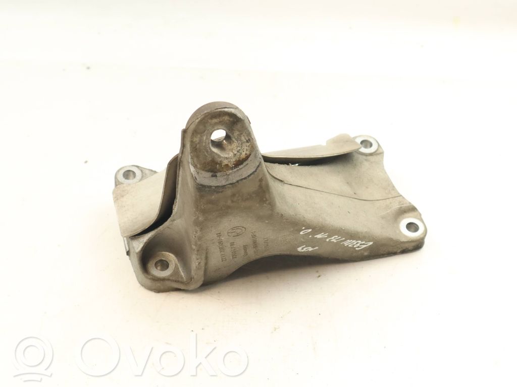 BMW 3 E92 E93 Engine mounting bracket 