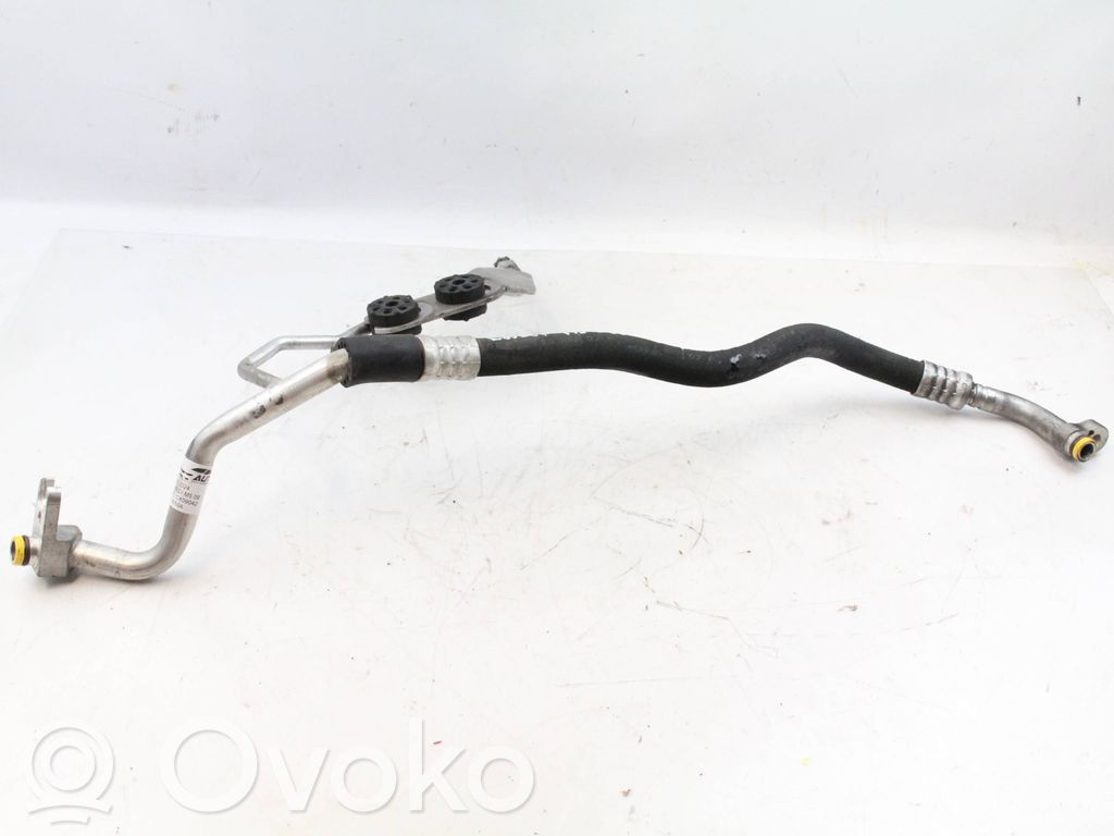 BMW 5 E60 E61 Ilmastointilaitteen putki (A/C) 