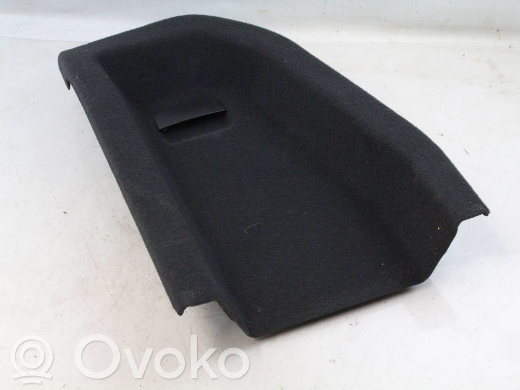 BMW X3 F25 Boczek / Tapicerka / bagażnika 