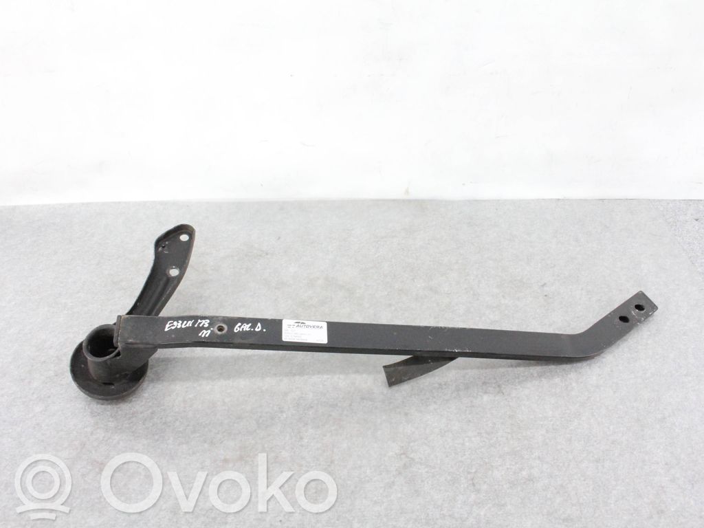 BMW 3 E92 E93 Cits aizmugures šasijas elements 