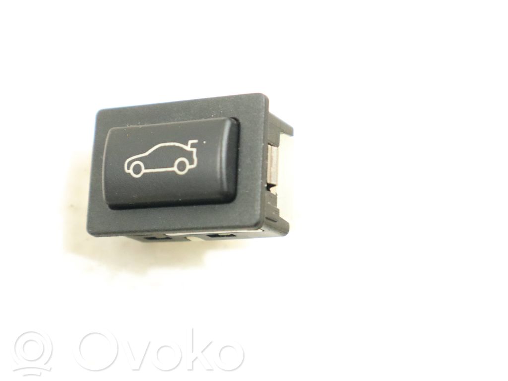 BMW 4 F36 Gran coupe Tailgate opening switch 