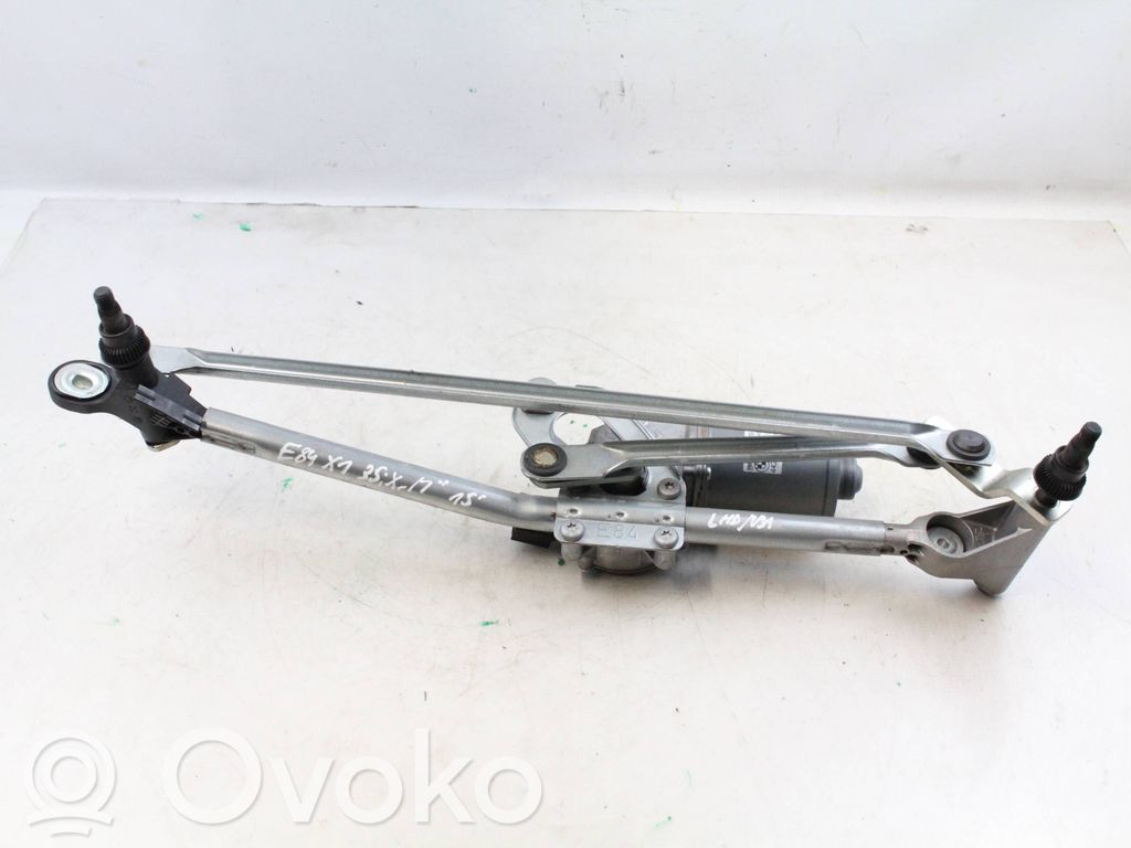 BMW X1 E84 Front wiper linkage and motor 