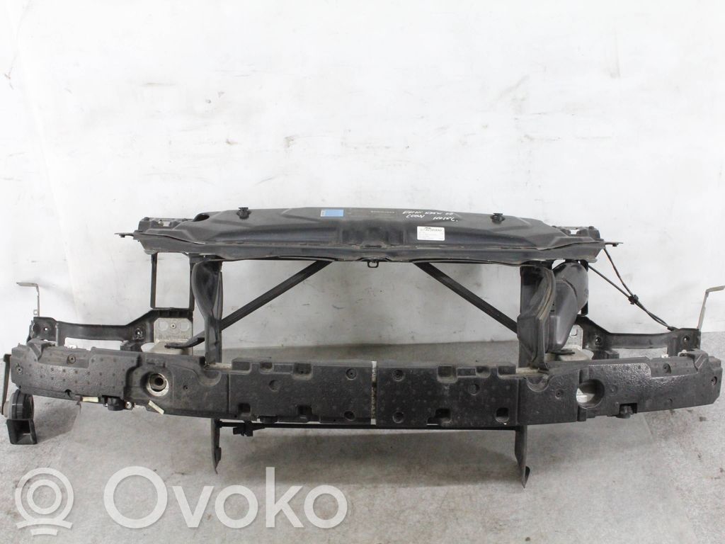 BMW 5 E60 E61 Панель радиаторов 