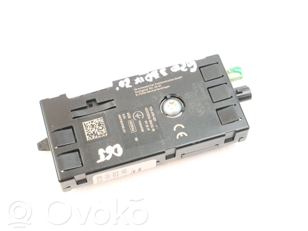 BMW 3 G20 G21 Antenos stiprintuvas 