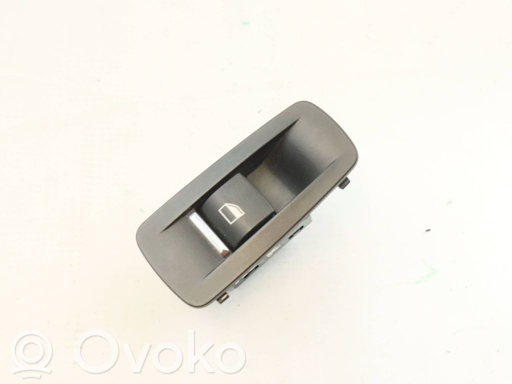 Electric window control switch   9241949,61319241949