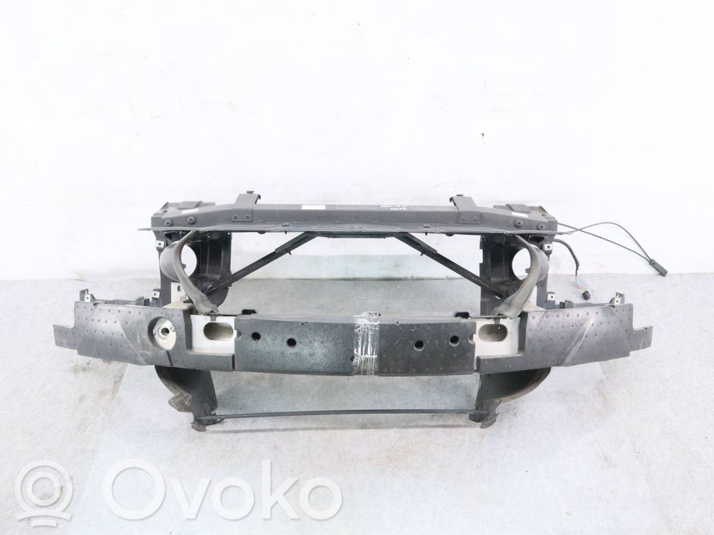 BMW M6 Radiatorių panelė 