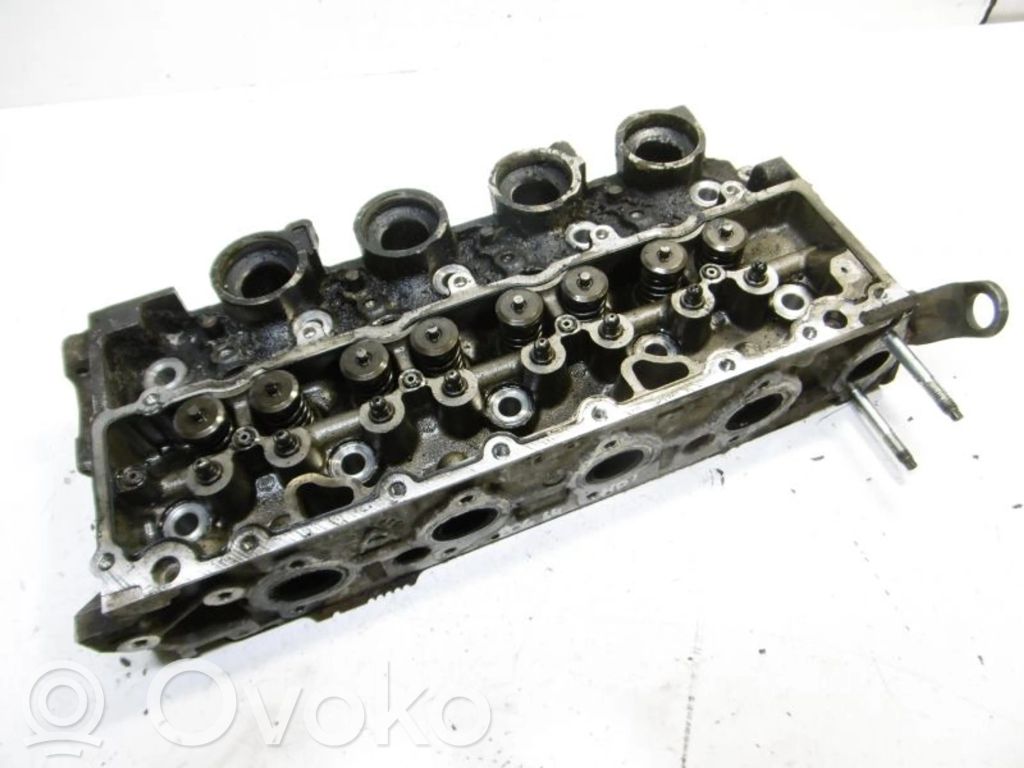 Peugeot 206 CC Engine head 