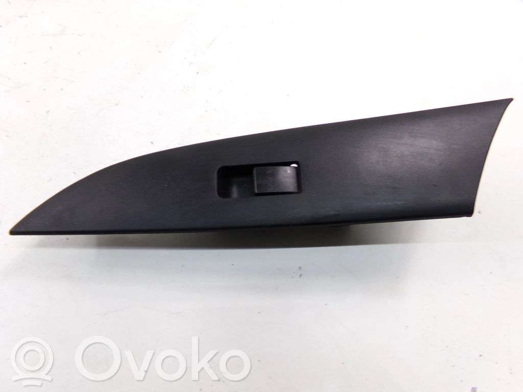 Mazda 3 I Electric window control switch 