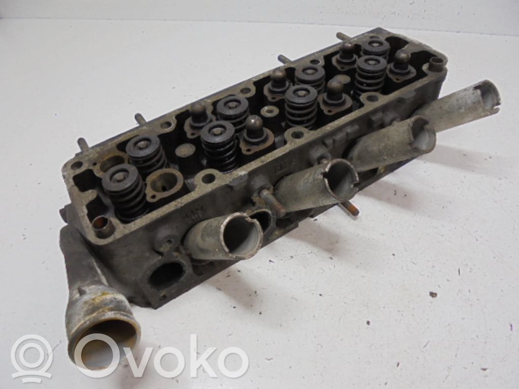 Opel Corsa B Engine head 