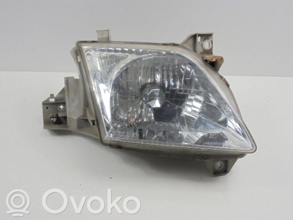 Mazda MPV II LW Headlight/headlamp 