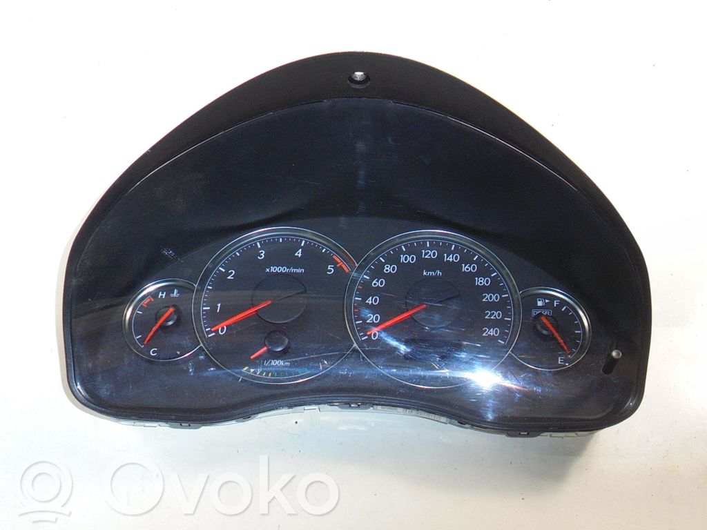 Subaru Legacy Speedometer (instrument cluster) 