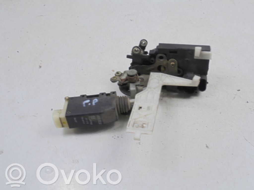 Opel Sintra Etuoven lukko 