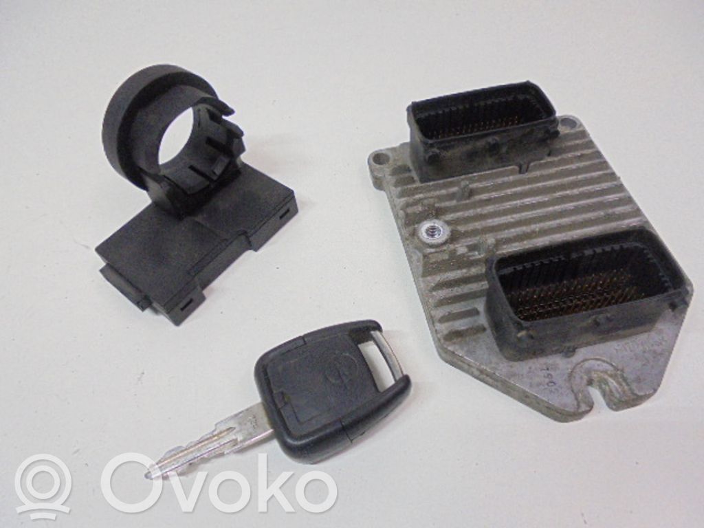 Opel Zafira A Komputer / Sterownik ECU i komplet kluczy 