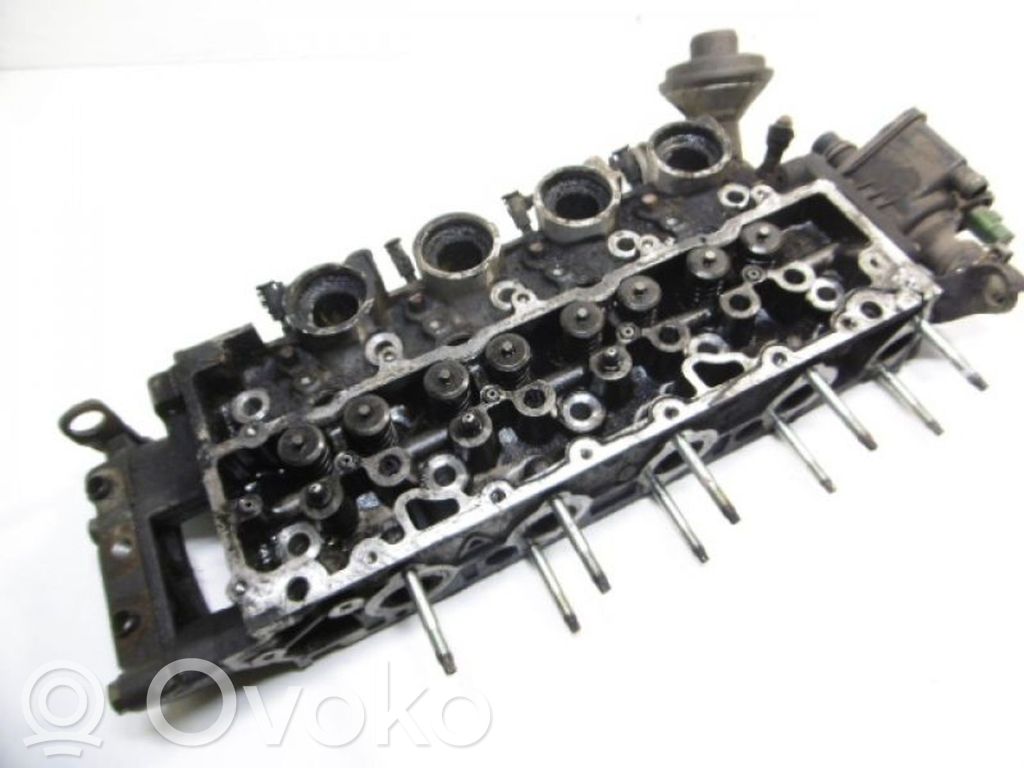 Peugeot 206 CC Engine head 