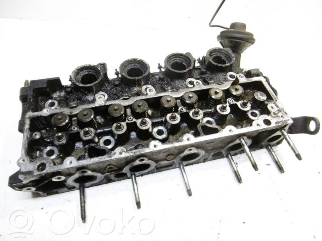 Peugeot 206 CC Engine head 