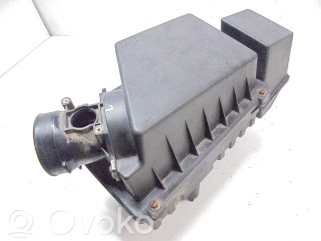 Ford Focus Air filter box 