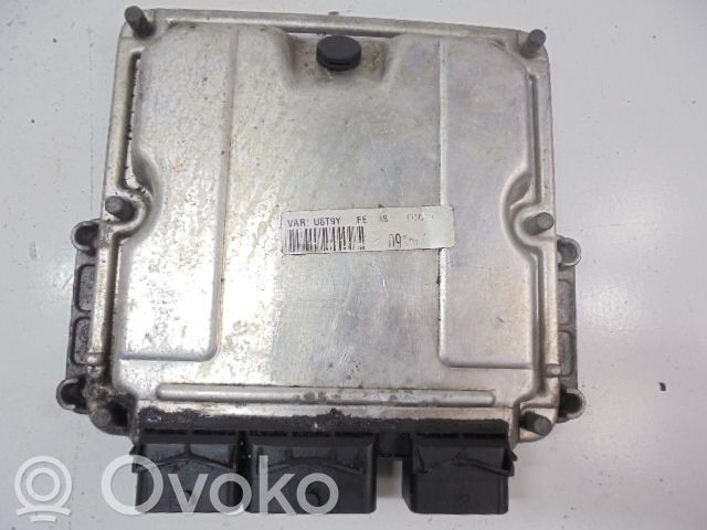 Peugeot Expert Motorsteuergerät ECU 