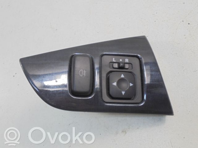 Mitsubishi Lancer Otros interruptores/perillas/selectores 