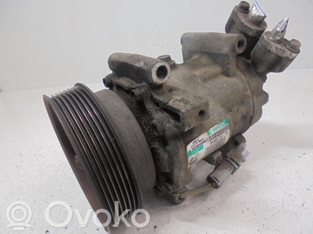 Renault Clio III Air conditioning (A/C) compressor (pump) 