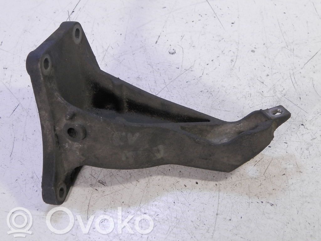 BMW 5 E34 Engine mounting bracket 