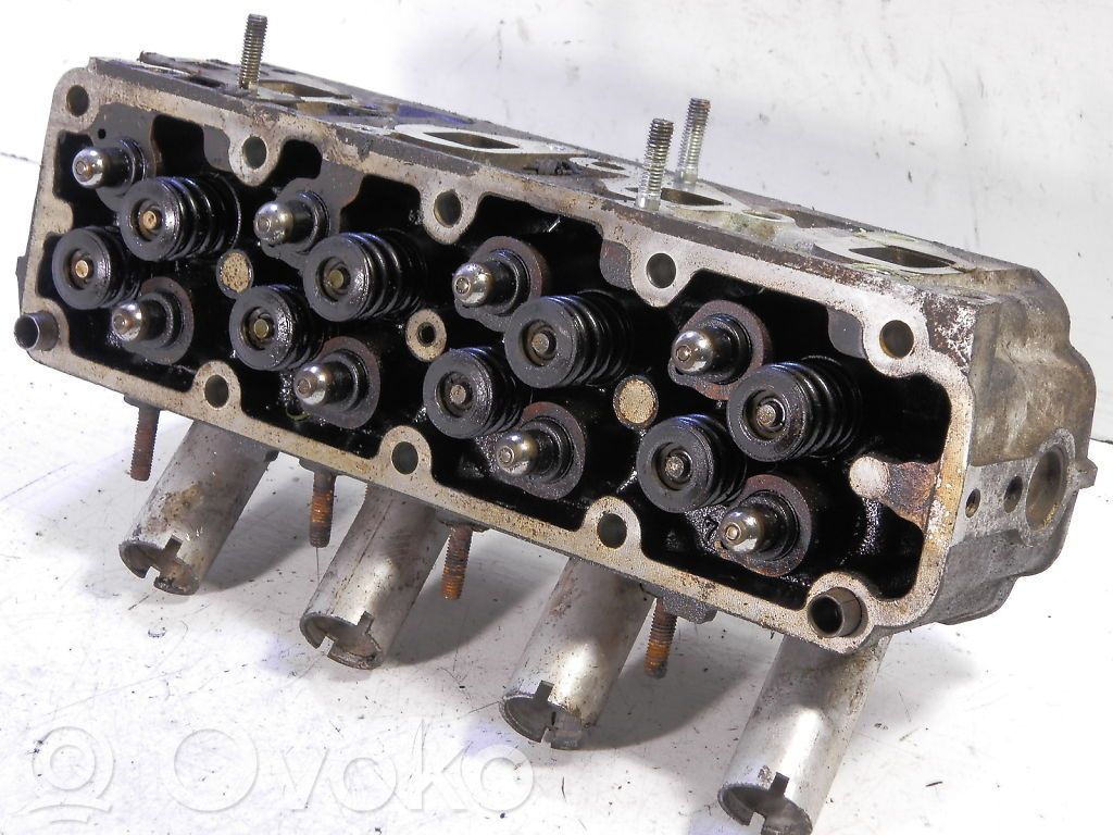 Opel Corsa B Engine head 
