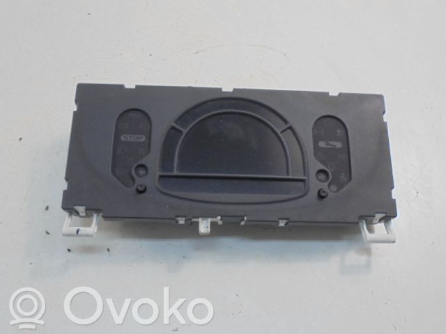 Renault Modus Speedometer (instrument cluster) 