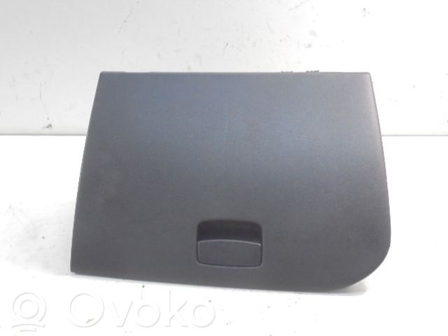 KIA Picanto Glove box 