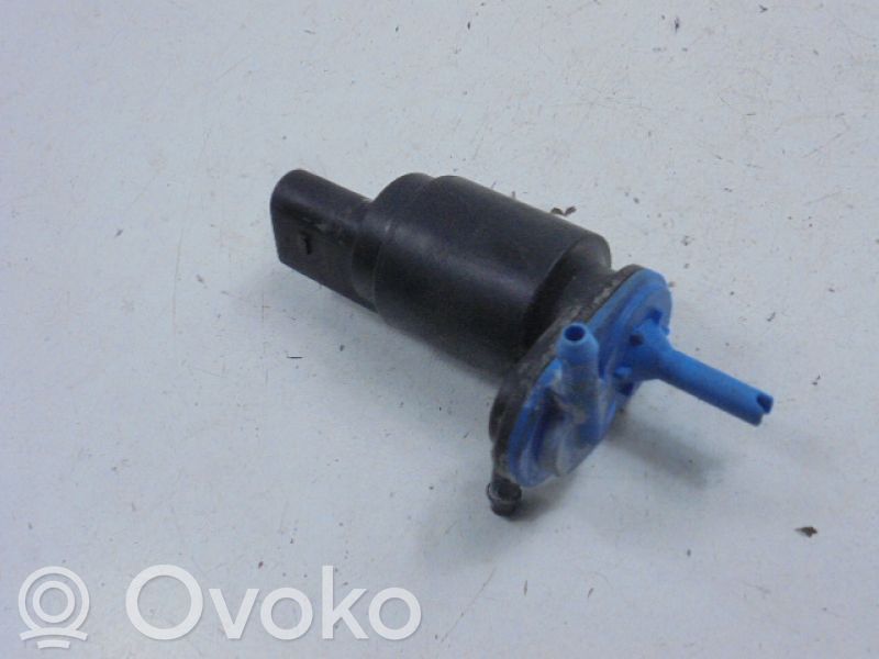 Audi A3 S3 8L Pompa lavavetri parabrezza/vetro frontale 