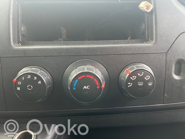 Air conditioning/heating control unit