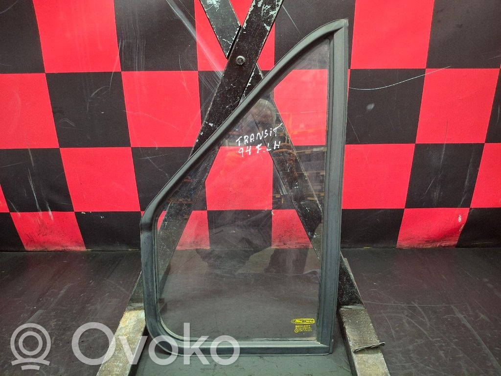 Front triangle window/glass