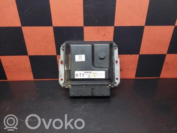 Nissan NP300 Engine control unit/module 