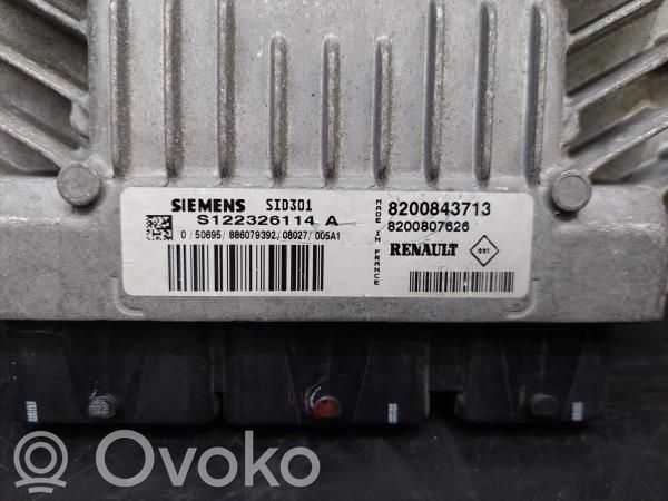 Engine control unit/module   8200843713,8200807626,S122326114SIEMENS