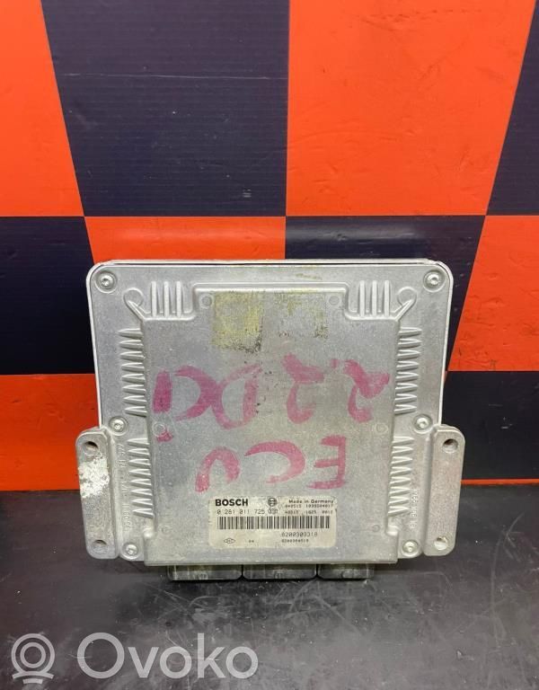 Unidad de control/módulo del motor   8200309318,0281011725BOSCH,8200384519