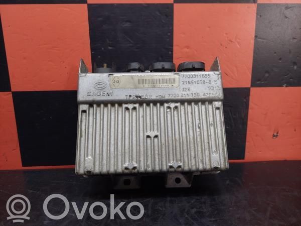 Renault Master II Engine control unit/module 