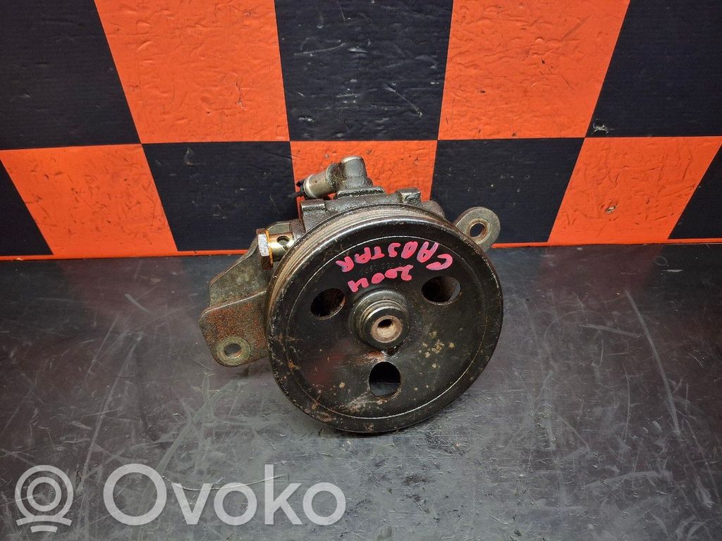 Nissan Cab Star Ohjaustehostimen pumppu 