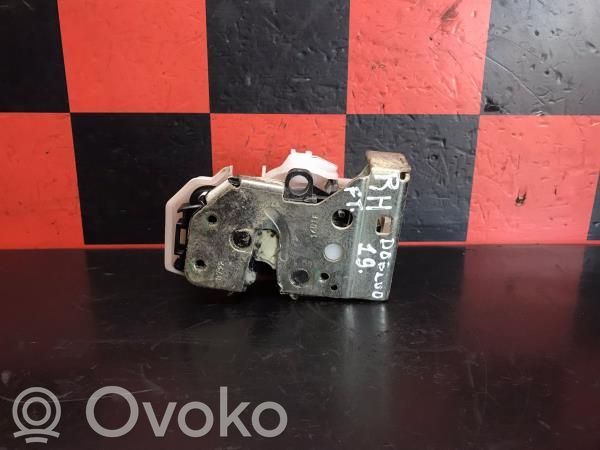 Fiat Doblo Front door lock 